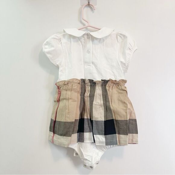 Baby plaid bodysuit with skirt attached - Picture 4 of 4